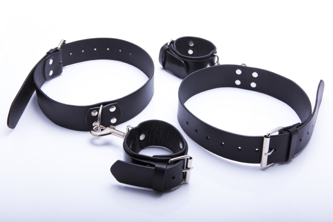 Kajdanki na uda, męskie